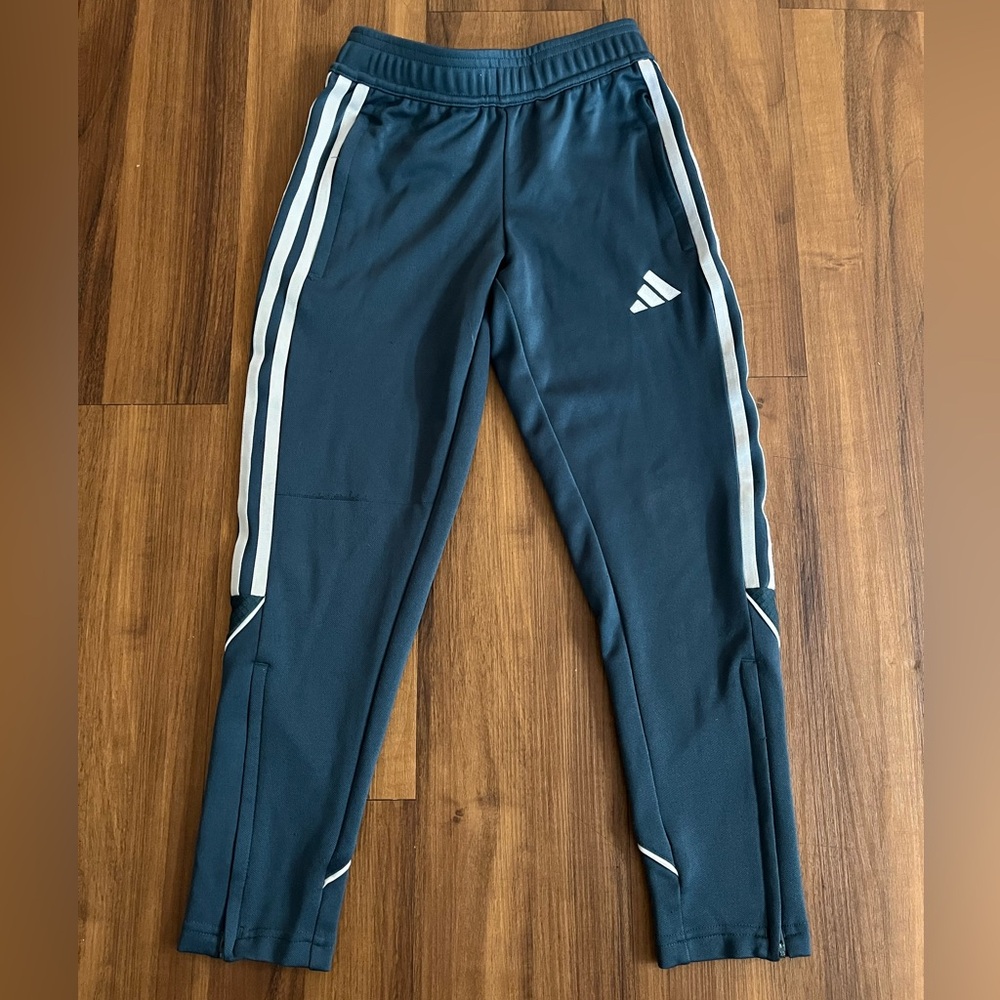Adidas Tiro 23 League Athletic Pants - Youth (7/8) - Picture 2 of 7